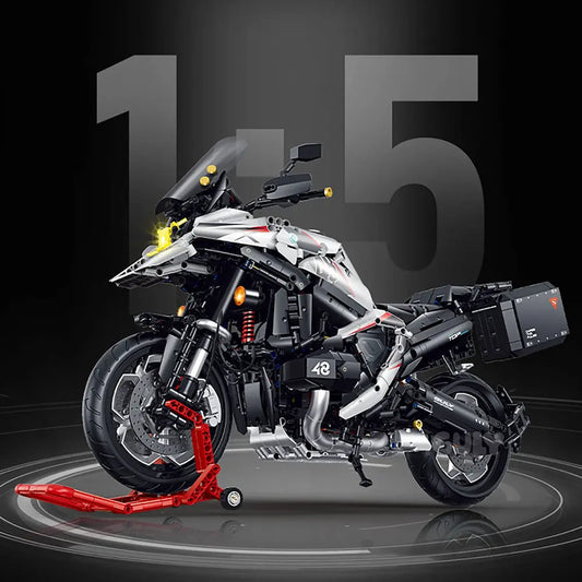 Boxer Beast 1300 Adventure | 2489pcs