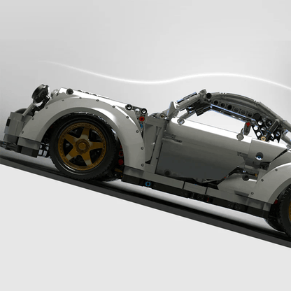 Air-Cooled 911 GT2 RS Track Racer | 2125pcs