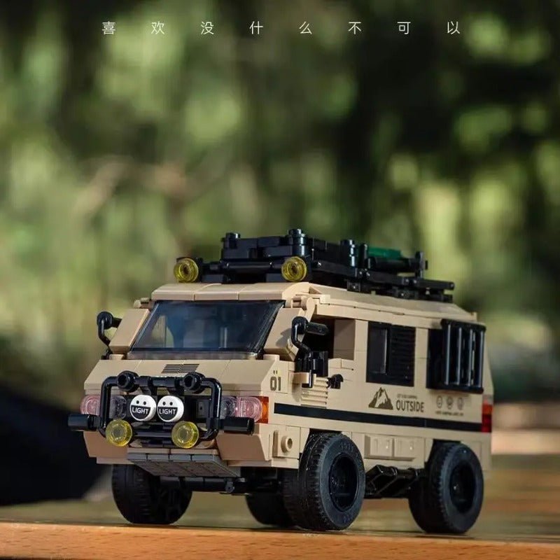 Compact 4x4 Camper Van | 489pcs
