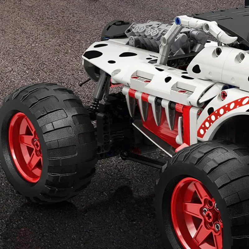 Dalmatian Monster Truck | 986pcs
