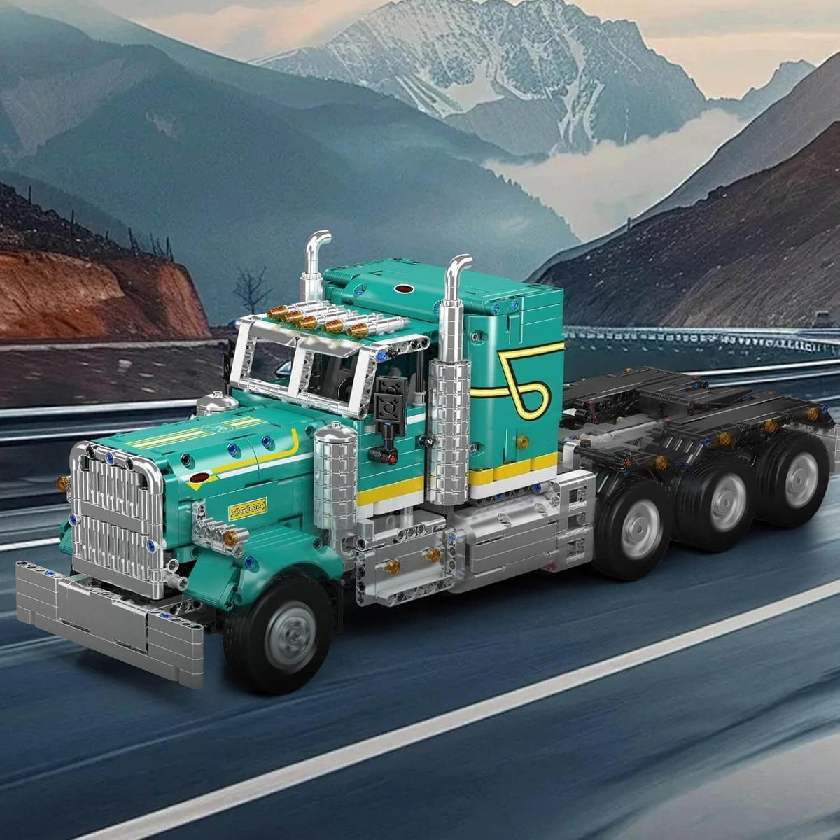 Remote Controlled American Truck | 2063pcs