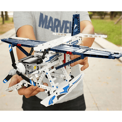 Remote Controlled Amphibious Plane | 556pcs