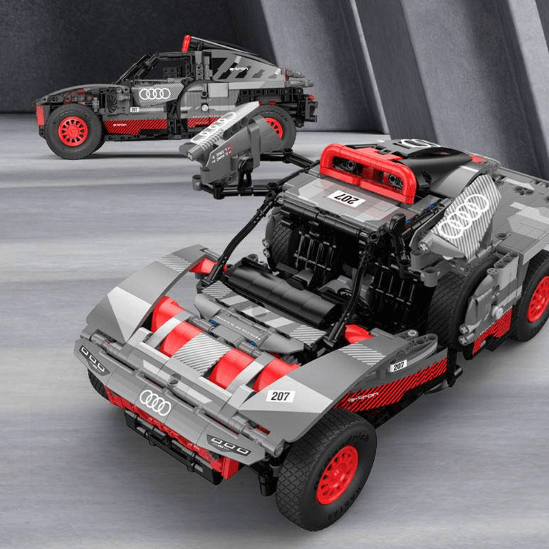 Remote Controlled 4x4 RS Q e-tron | 1431pcs