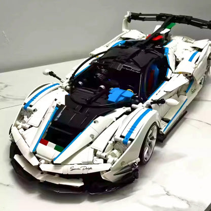 Maranello Legend V12 | 4501pcs