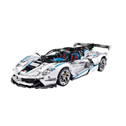 Maranello Legend V12 Supercar Building Blocks – 4,501 pieces – supercar collector model. 61 cm x 4 cm x 31 cm