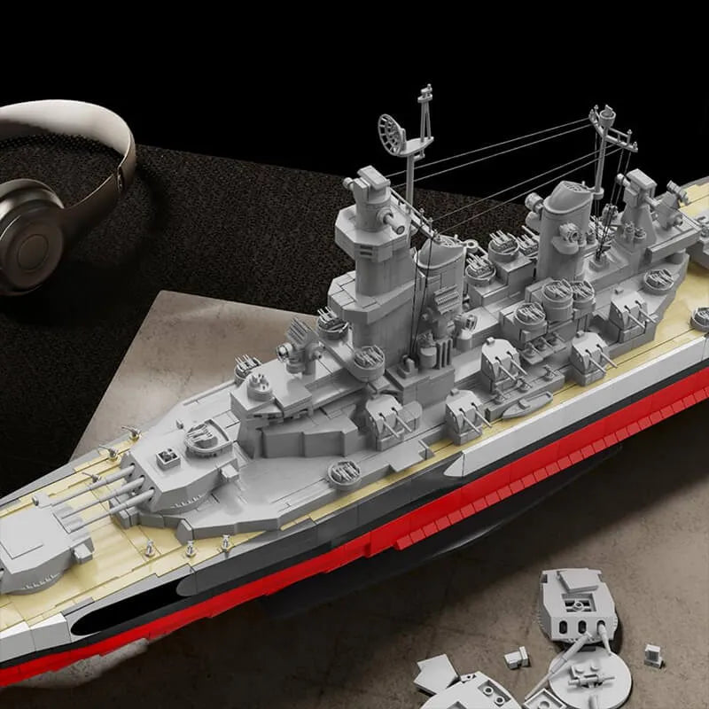 The USS Missouri BB-63 Battleship | 2567pcs