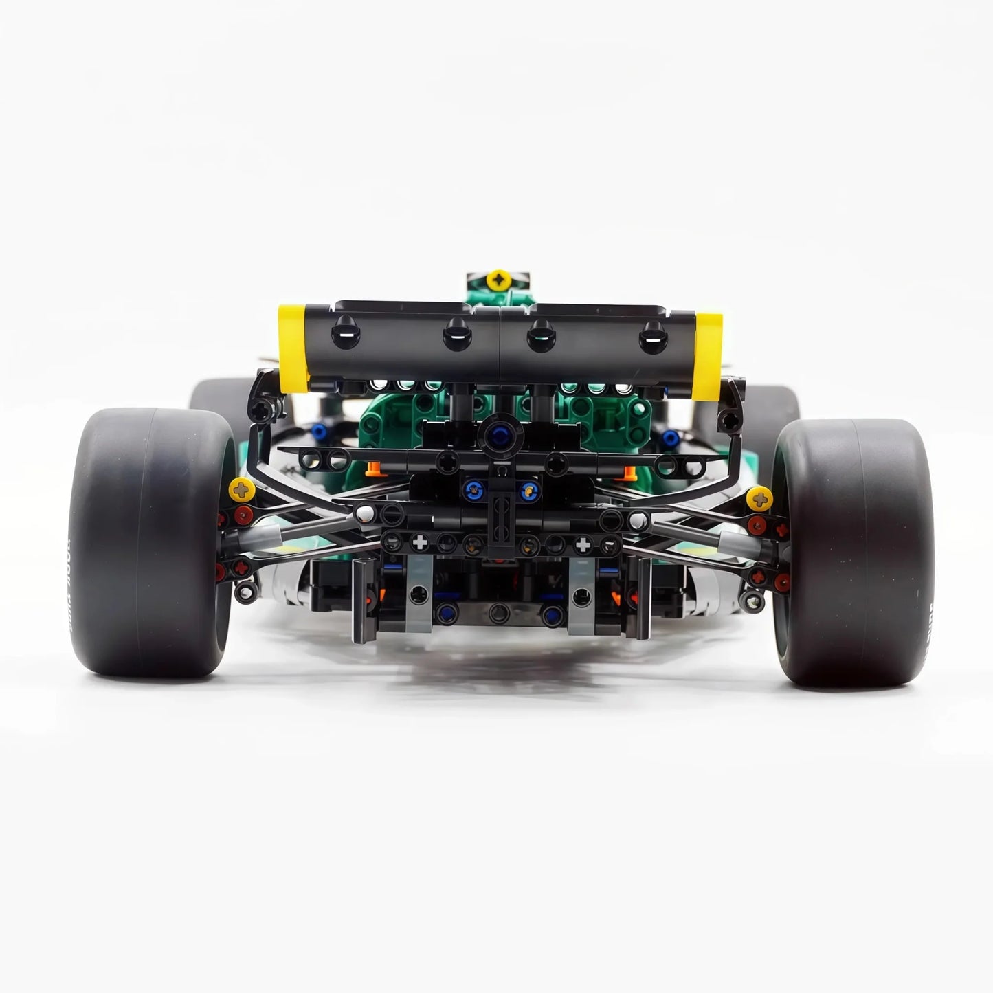 AMR 25 Formula 1 Car | 1912pcs