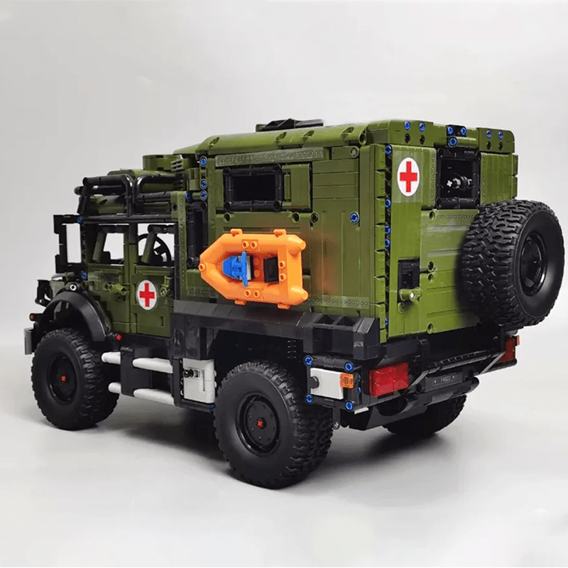 Armoured Military Ambulance | 3849pcs