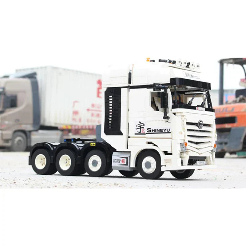 Heavy-Duty Trailer Truck | 2949pcs