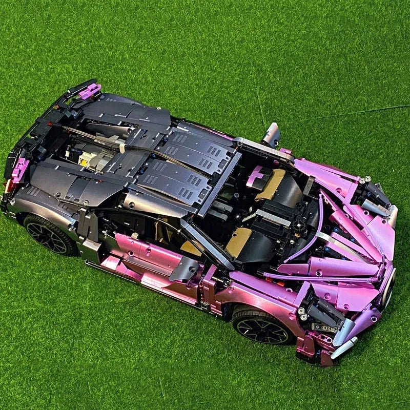 Track-Focused W16 Hyper GT | 3728pcs
