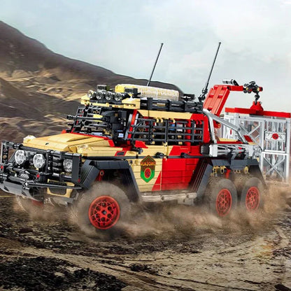 Jurassic Dino Hunter Off-Road Truck | 2453pcs