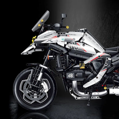 Boxer Beast 1300 Adventure | 2489pcs
