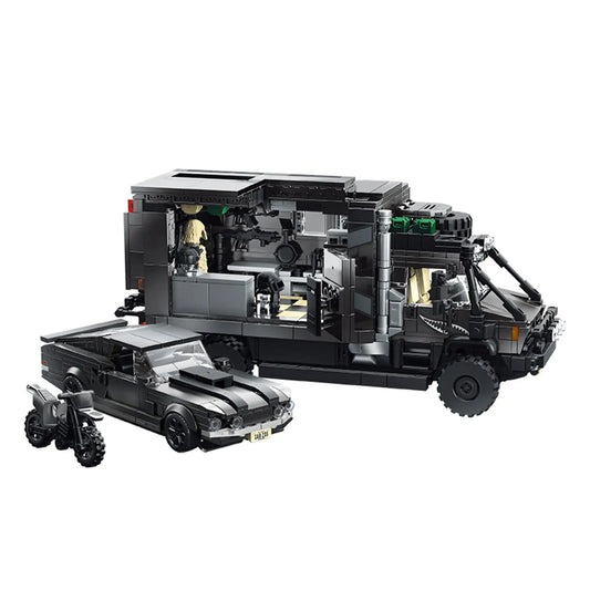 Unimog RV + Muscle Car Set | 2135pcs