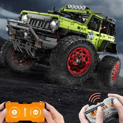 Green Off-Road Trail 4x4 | 2544pcs