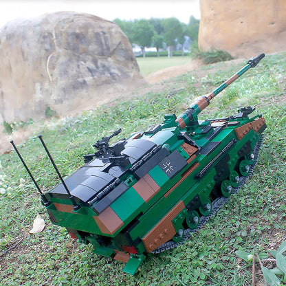 Panzer Haubitze 2000