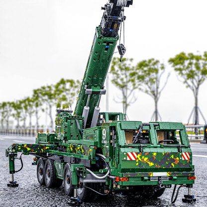 Remote Controlled Armoured Rescue Vehicle | 5538pcs
