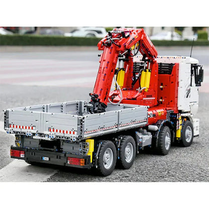 RC Heavy-Duty Crane Truck | 8238pcs