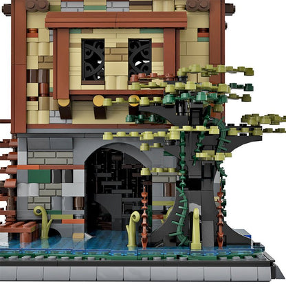Swamp Hideout | 2582pcs